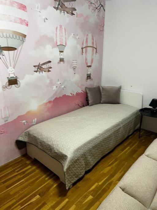 Porec, Tolle 3 Zi-Whg, Sehr Zentral, Top Zustand! Mit Internet Und W-Lan! Buitenkant foto